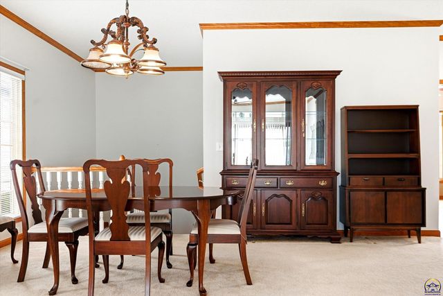6313 SW Monarch CT, Topeka, KS 66610