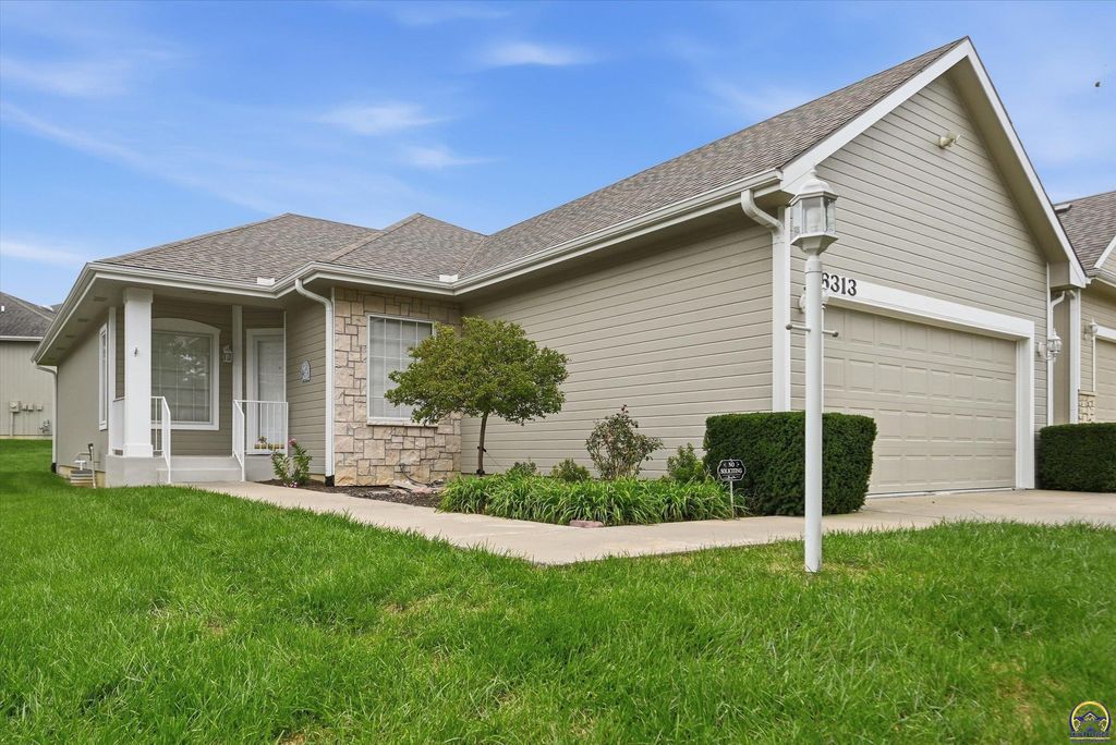 6313 SW Monarch CT, Topeka, KS 66610