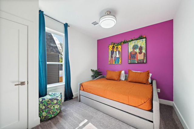 207 E 38th Street A, Houston, TX 77018