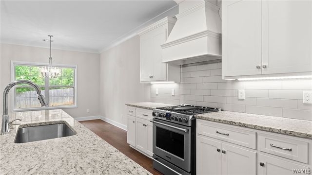 3691 White Oaks, Tuscaloosa, AL 35406