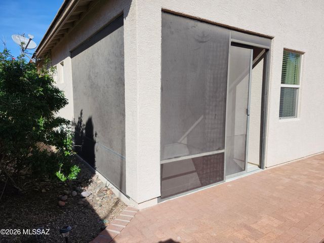 995 W Waxleaf Place, Oro Valley, AZ 85737