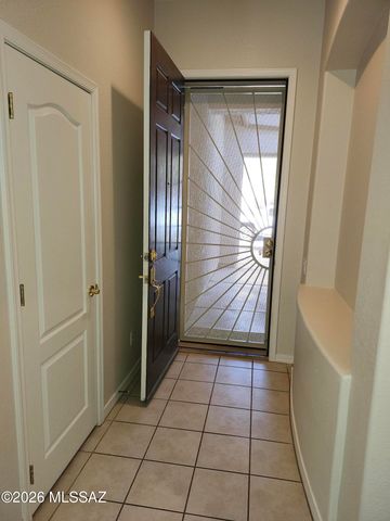 995 W Waxleaf Place, Oro Valley, AZ 85737