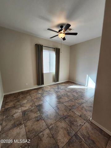 995 W Waxleaf Place, Oro Valley, AZ 85737