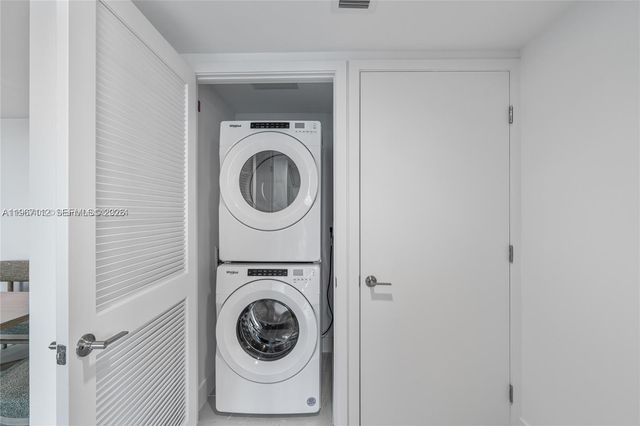 159 NE 6th St 3101, Miami, FL 33132