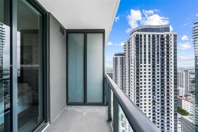 159 NE 6th St 3101, Miami, FL 33132