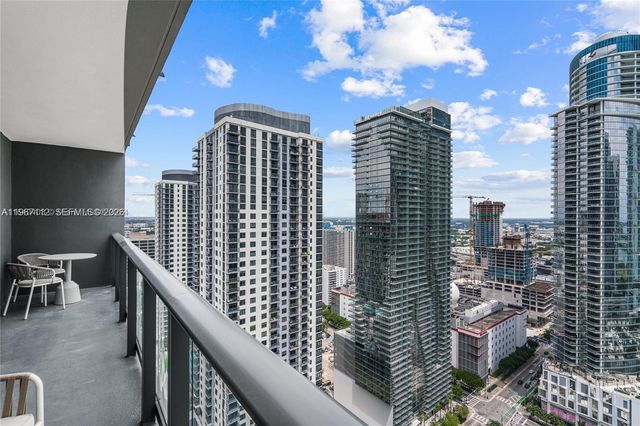 159 NE 6th St 3101, Miami, FL 33132