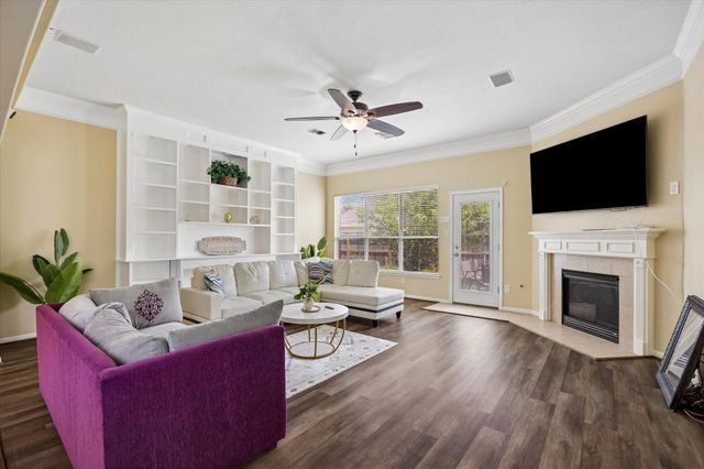 1618 Autumn Springs Drive, Missouri City, TX 77459