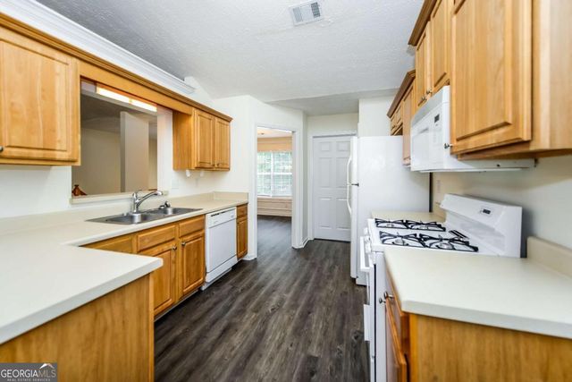 805 Lewis Ridge Circle, Lawrenceville, GA 30045