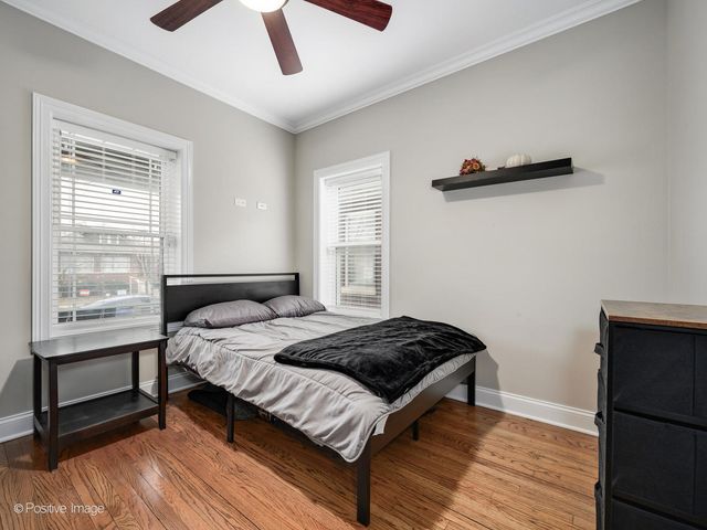 1038 Hayes Avenue, Oak Park, IL 60302