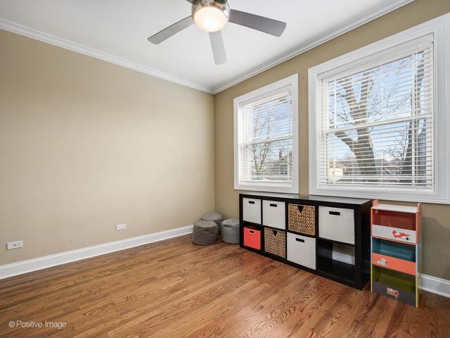 1038 Hayes Avenue, Oak Park, IL 60302