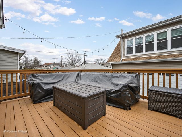 1038 Hayes Avenue, Oak Park, IL 60302