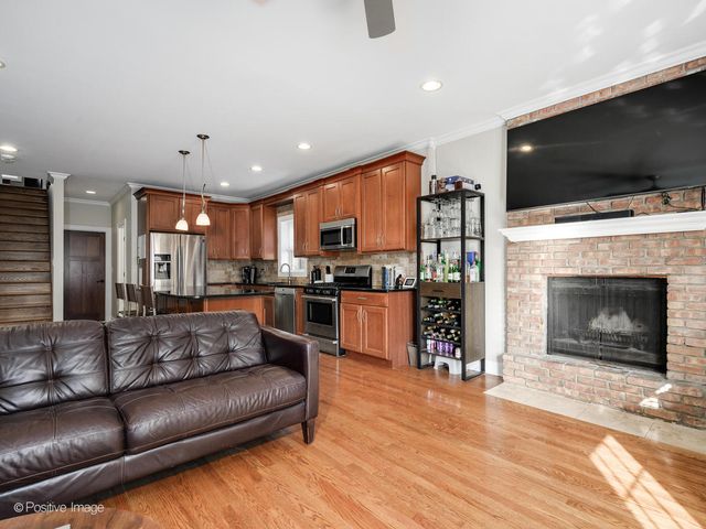 1038 Hayes Avenue, Oak Park, IL 60302