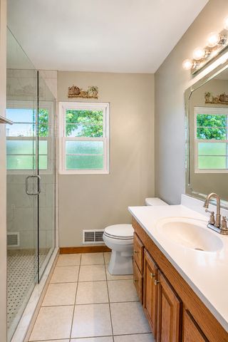 8904 Parrish Avenue, Highland, IN 46322