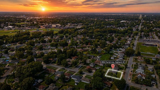 8904 Parrish Avenue, Highland, IN 46322