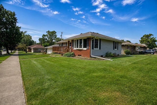 8904 Parrish Avenue, Highland, IN 46322