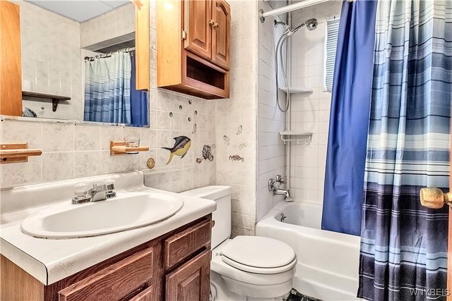 35 Kimmel Avenue, Buffalo, NY 14220