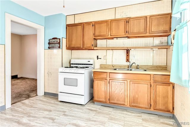 35 Kimmel Avenue, Buffalo, NY 14220