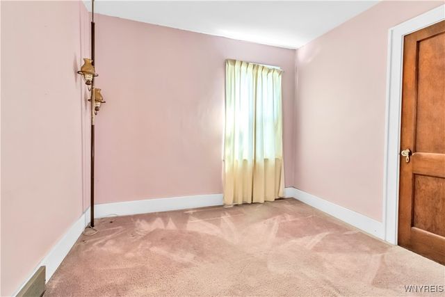 35 Kimmel Avenue, Buffalo, NY 14220