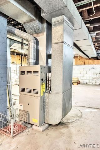 35 Kimmel Avenue, Buffalo, NY 14220