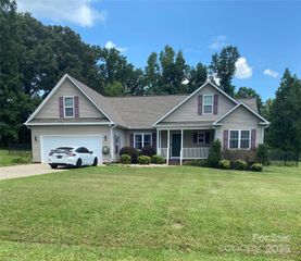 223 Bluegill Lane, Statesville, NC 28625