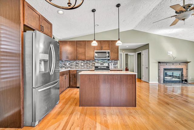 259 Brooks Point LN, Union Hall, VA 24176