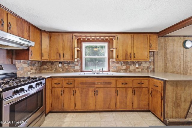 101 Nevil Creek Road, Blounts Creek, NC 27814