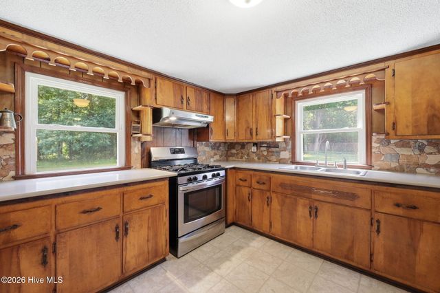 101 Nevil Creek Road, Blounts Creek, NC 27814