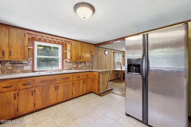 101 Nevil Creek Road, Blounts Creek, NC 27814