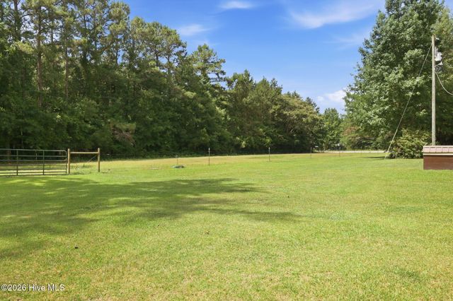 101 Nevil Creek Road, Blounts Creek, NC 27814