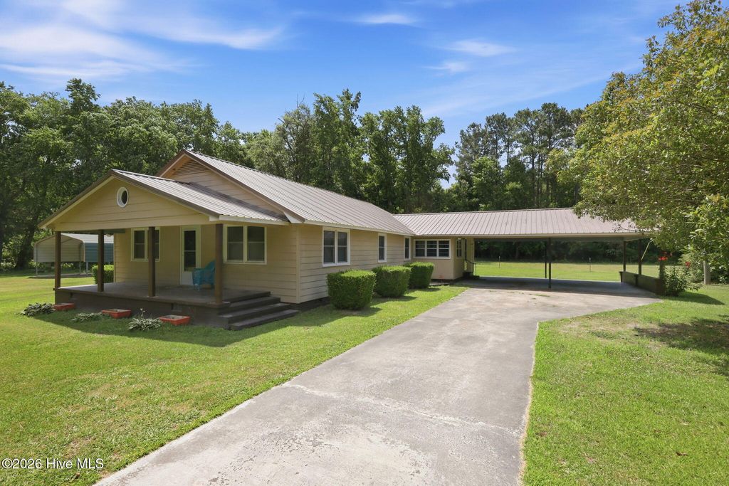 101 Nevil Creek Road, Blounts Creek, NC 27814