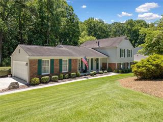 237 Lamplighter Lane, Marietta, GA 30067