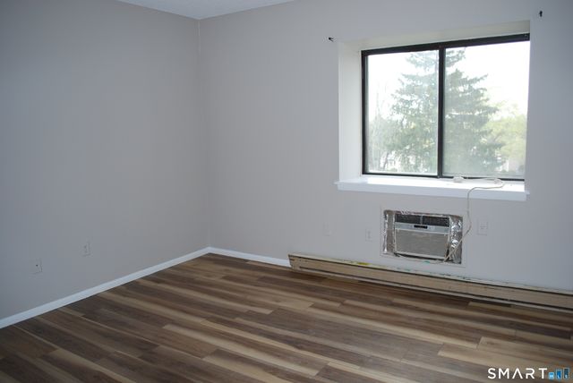 243 Sterling Village 243, Meriden, CT 06450