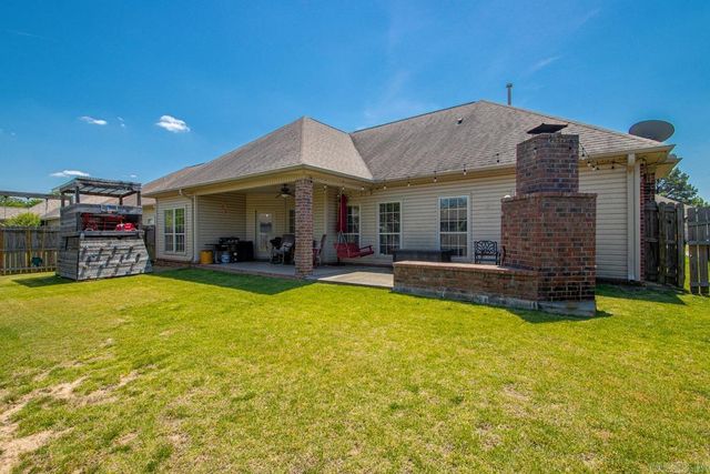 5518 Village Trace, Benton, AR 72015
