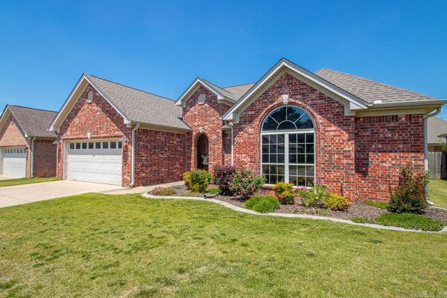 5518 Village Trace, Benton, AR 72015