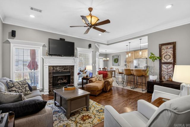 5518 Village Trace, Benton, AR 72015