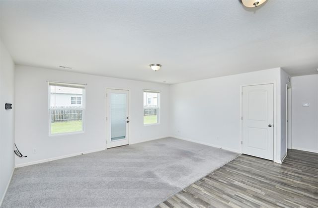 2206 Sunflower Street, Perry, IA 50220