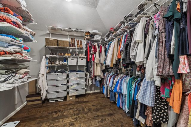 606 Kyle Street, Sugar Land, TX 77478