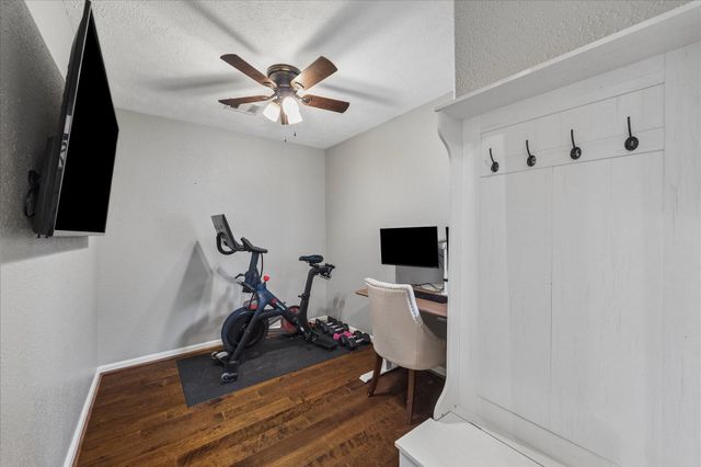 606 Kyle Street, Sugar Land, TX 77478