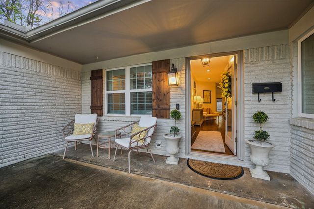 606 Kyle Street, Sugar Land, TX 77478