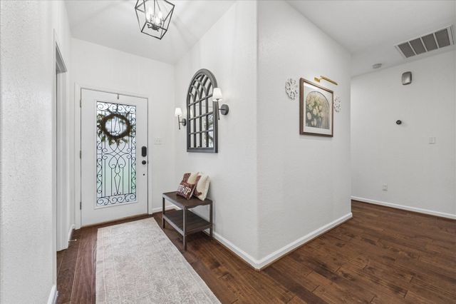 606 Kyle Street, Sugar Land, TX 77478