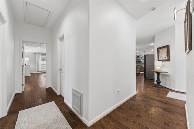 606 Kyle Street, Sugar Land, TX 77478