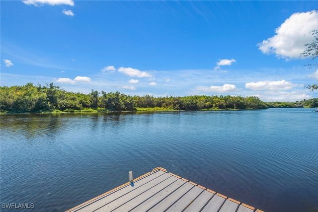 8450 Mallards WAY, Naples, FL 34114