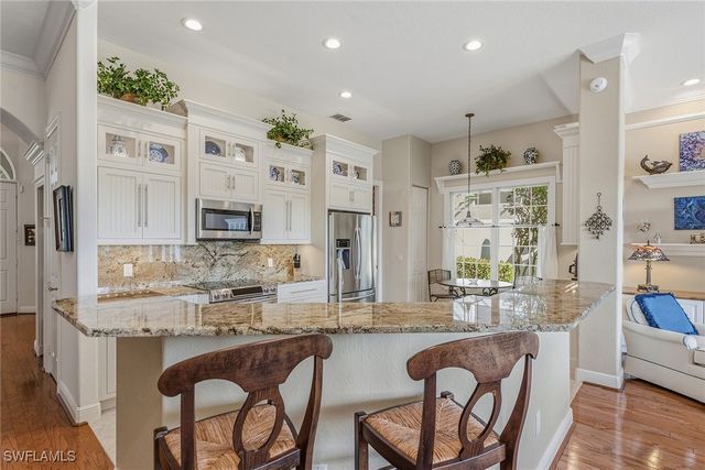 8450 Mallards WAY, Naples, FL 34114