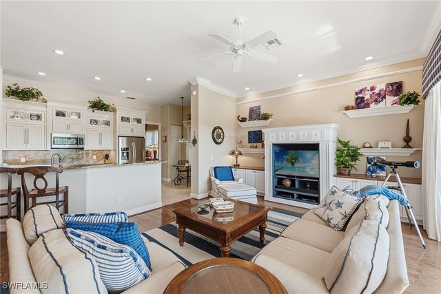 8450 Mallards WAY, Naples, FL 34114