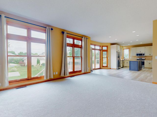8658 Upland Lane N, Maple Grove, MN 55311