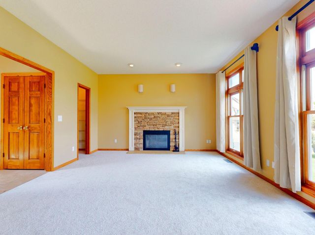 8658 Upland Lane N, Maple Grove, MN 55311
