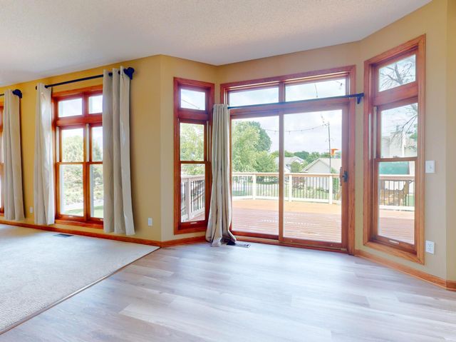 8658 Upland Lane N, Maple Grove, MN 55311
