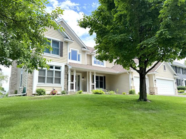 8658 Upland Lane N, Maple Grove, MN 55311