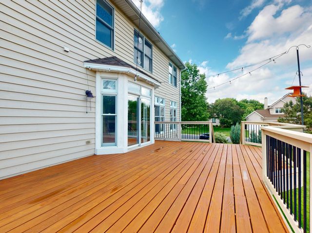 8658 Upland Lane N, Maple Grove, MN 55311