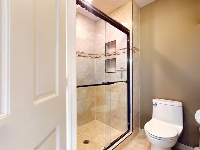 8658 Upland Lane N, Maple Grove, MN 55311